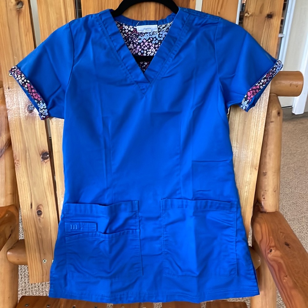 Medical scrubs by Maevn